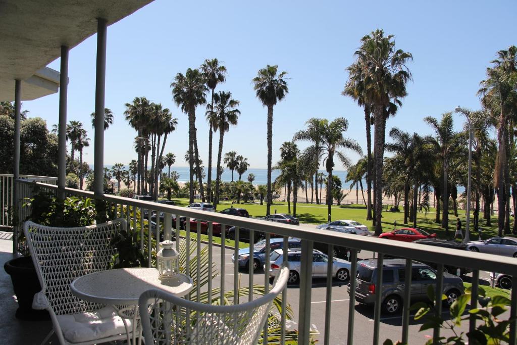 Bayside Hotel image