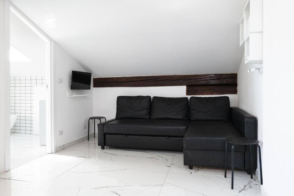 Saragozza Apartments - Bologna Short Rental - Tap to explore photos