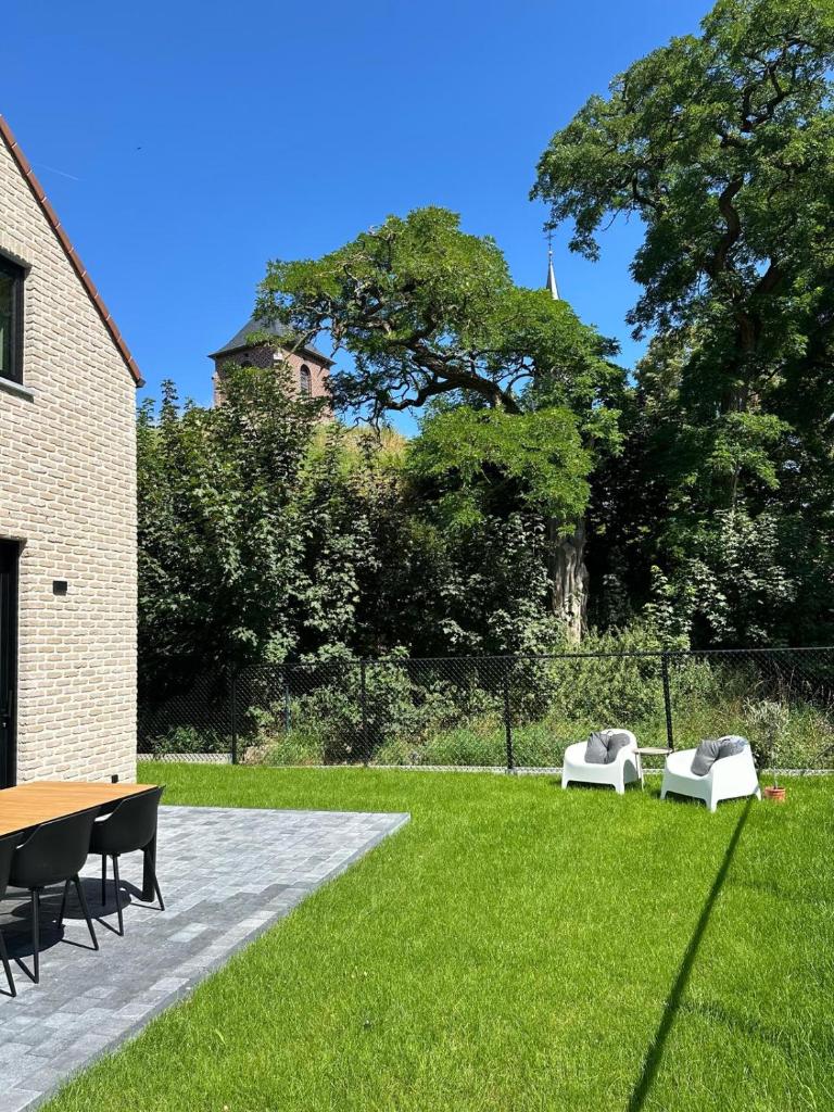 Vakantie aan de Maas - Vakantiewoning Neerhof photo 1