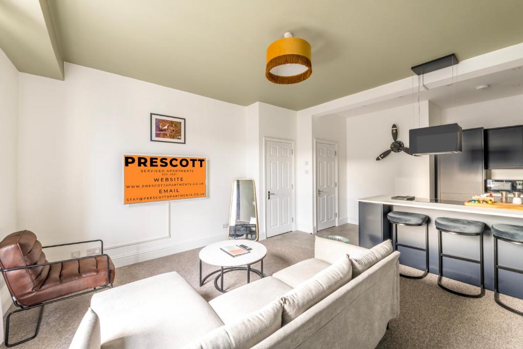 Luxury Spitfire with FREE PARKING by Prescott Apartments - Tap to explore photos
