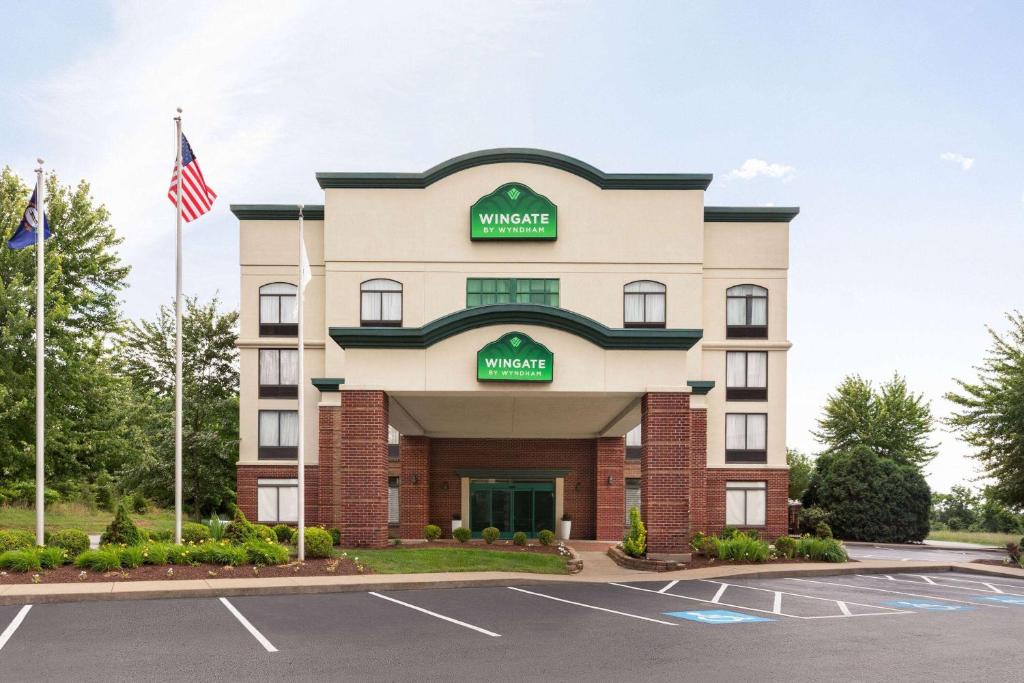 Wingate by Wyndham Louisville East image