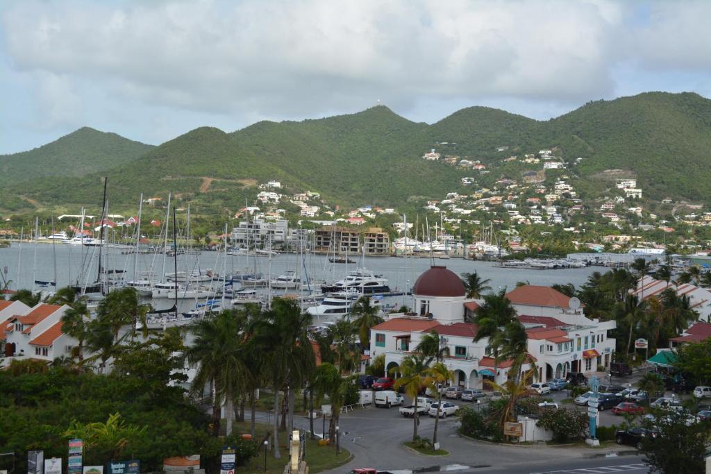Simpson Bay Suites photo 1