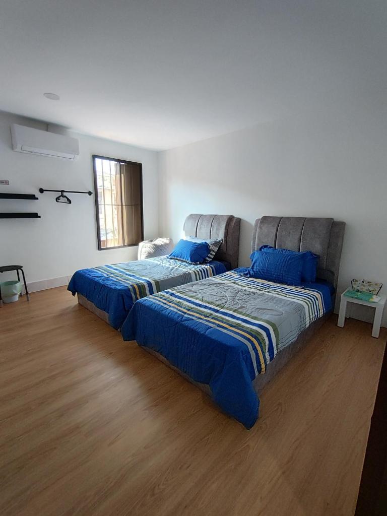 CJ Cozy House 5 Mins Walk to Jonker Street, Malacca