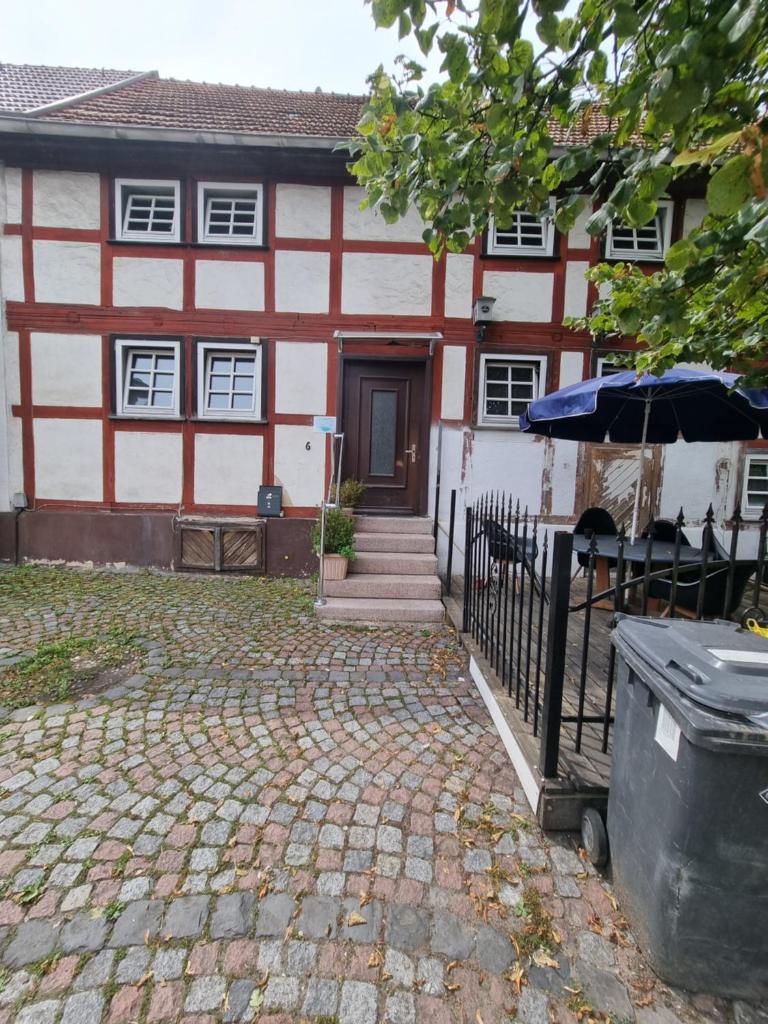 Ferienwohnung/Monteurwohnung im Herzen von Ahnatal, Kassel