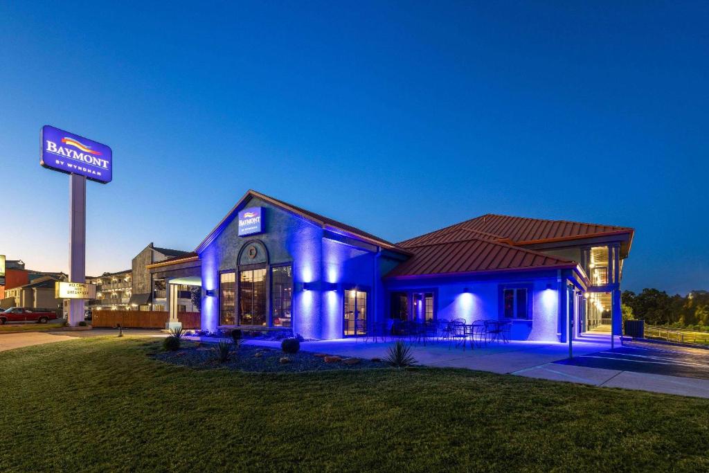 Baymont by Wyndham Branson Thousand Hills image