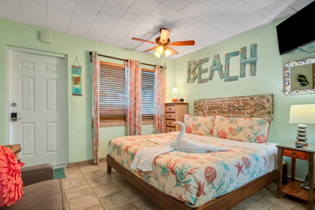 Tropic Terrace #37 - Beachfront Resort image