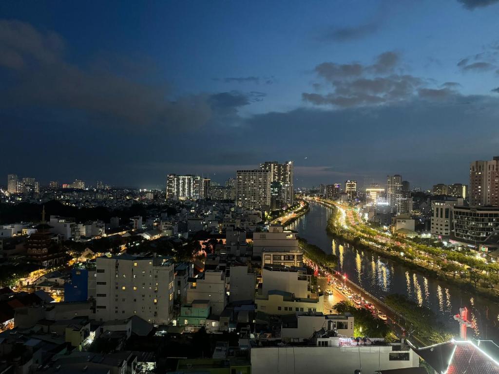 Căn hộ 2 phòng ngủ view Sông Sài Gòn