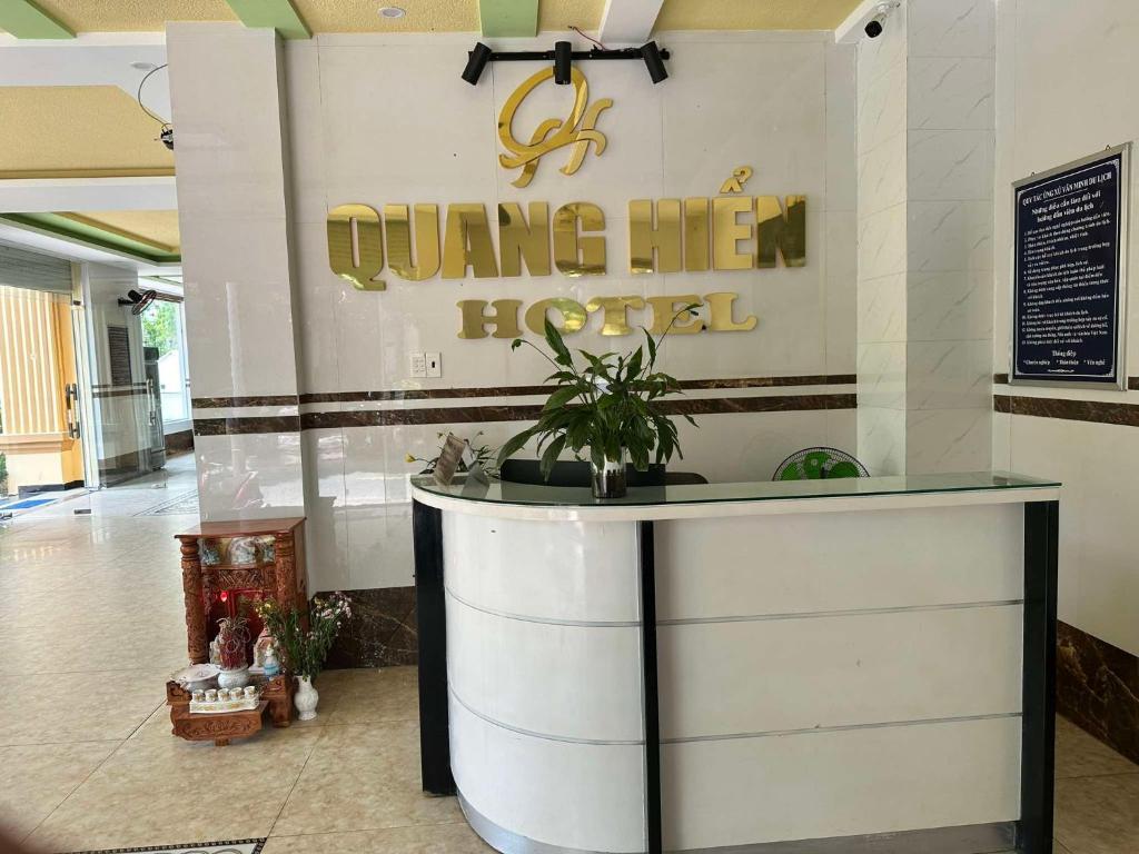 QUANG HIỂN HOTEl