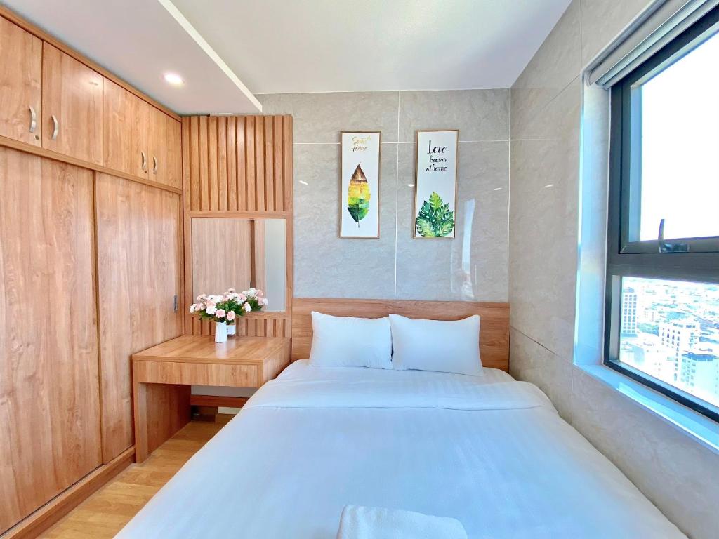 Apartment with My Khe beach view