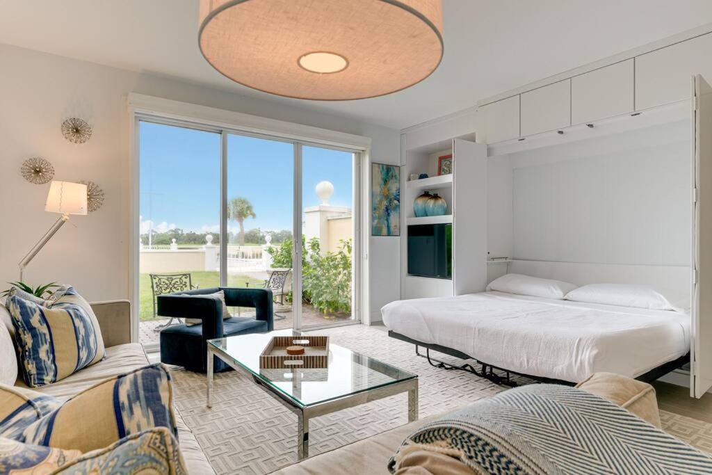 Windsor Lodge Unit 5 close to the beaches Siesta Key image