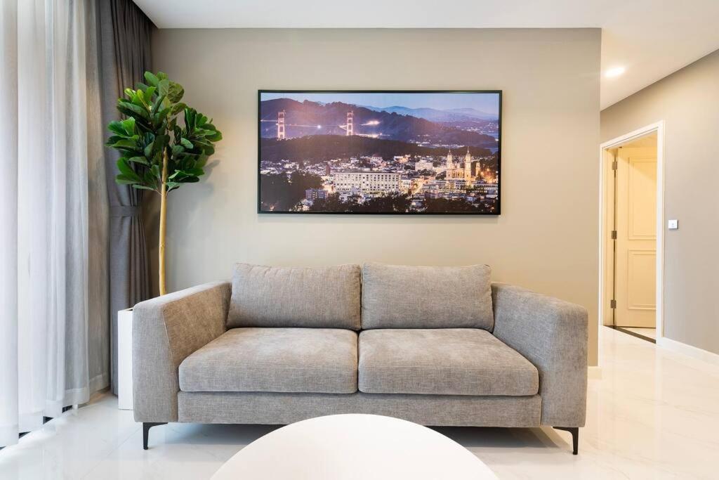 The Rixx Gathering Apartment D1 pool gym Netflix