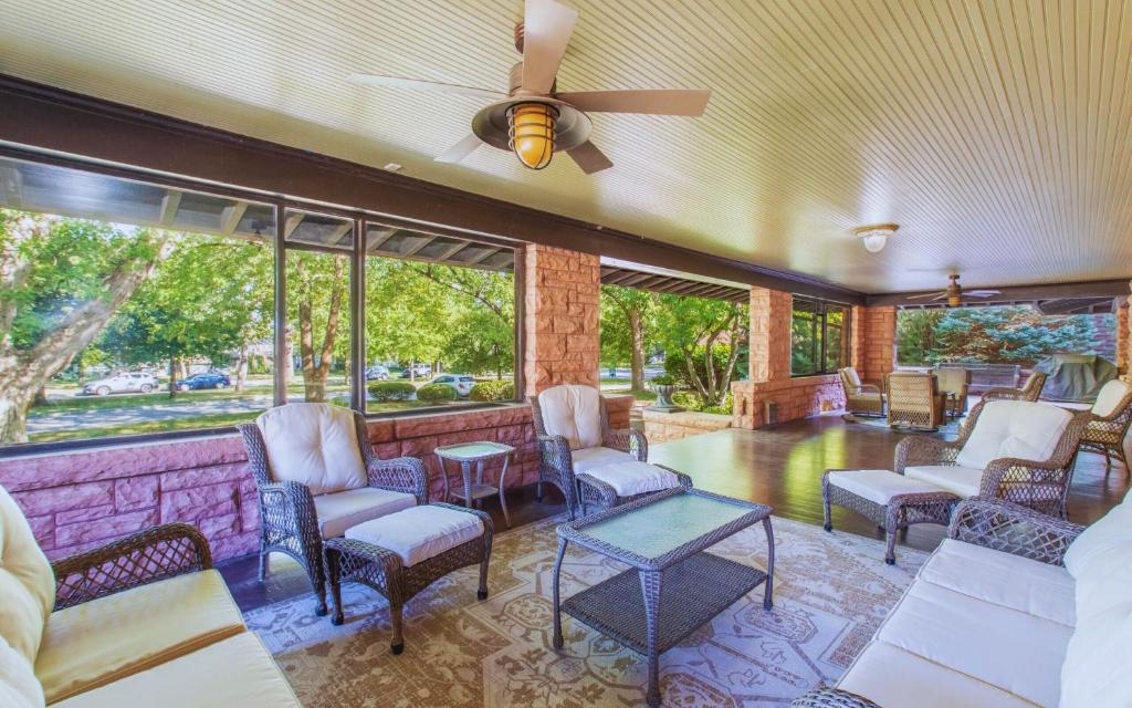 Martha's Bed and Breakfast image