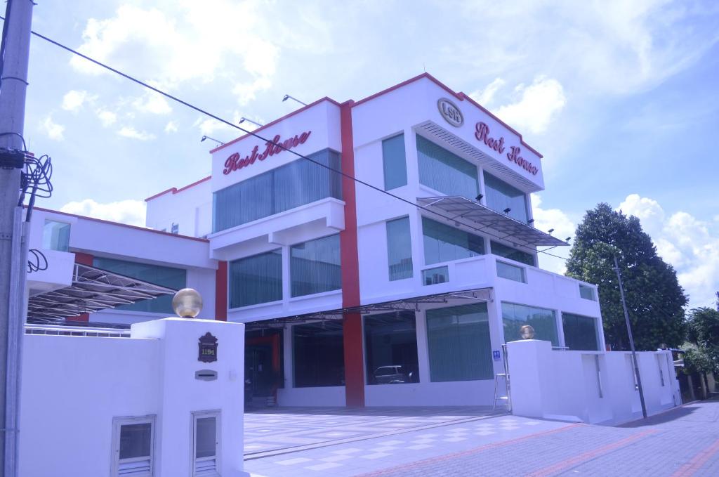 LSH Rest House photo 2