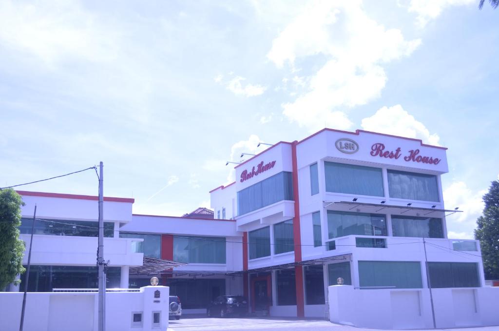 LSH Rest House photo 3