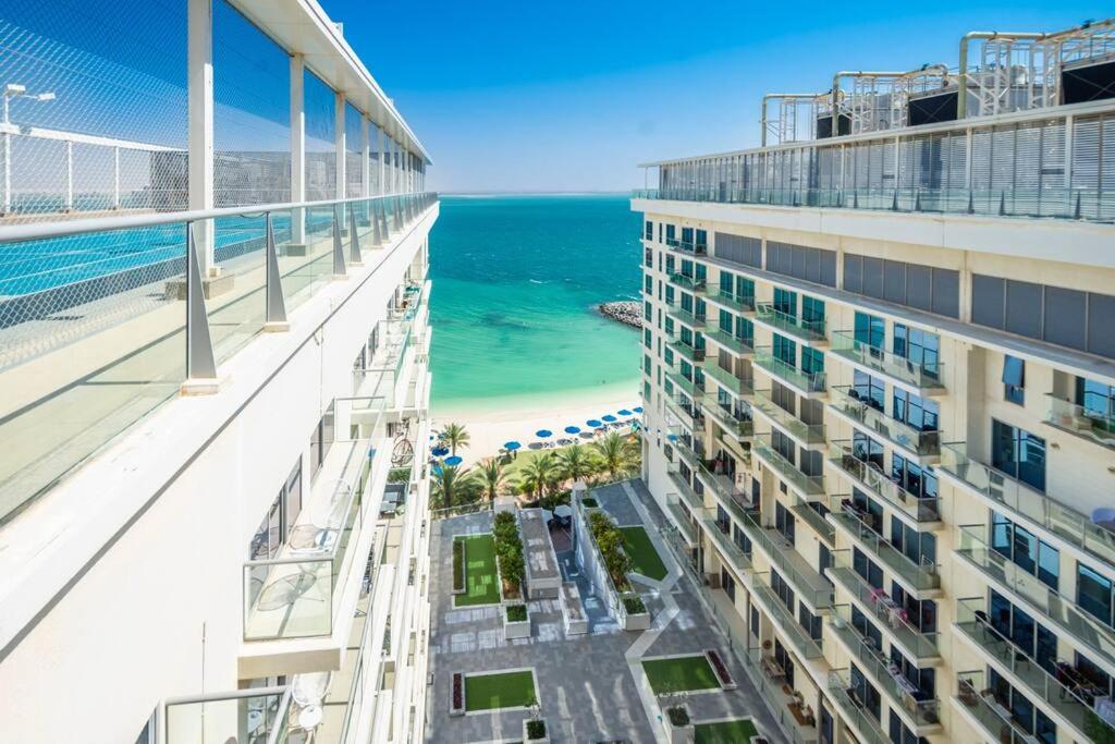 Seaside Serenity Apartment photo 3