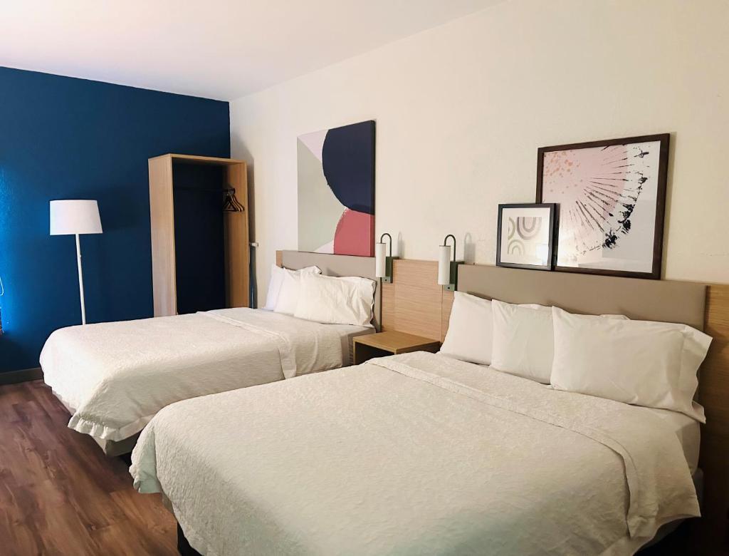 Brandon Center Hotel image