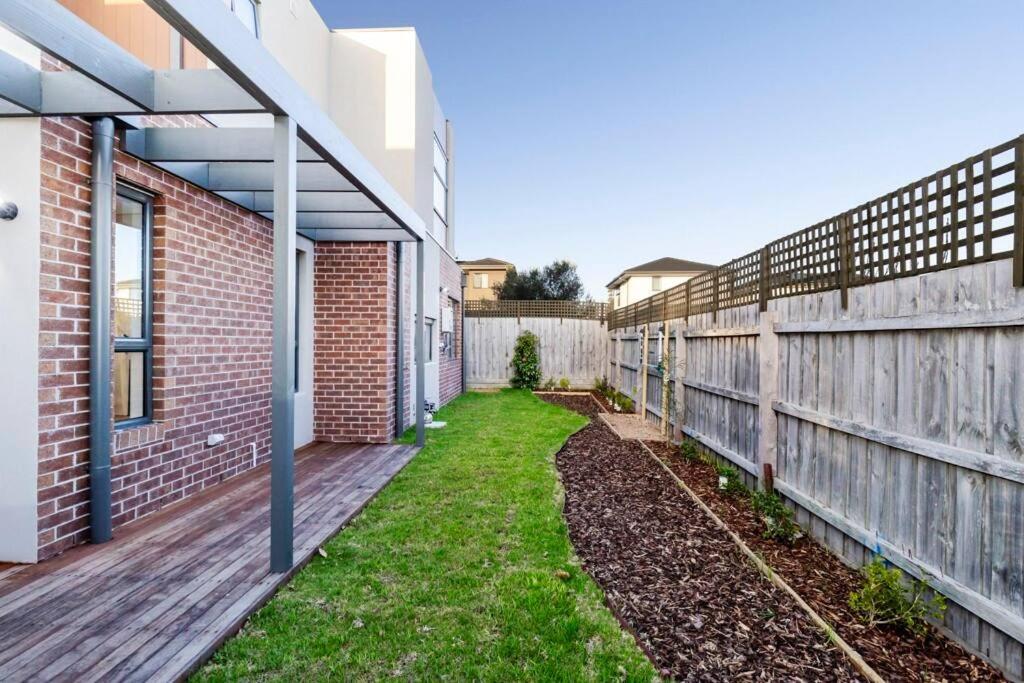 4 Bedrooms Lovely House in Clayton Central photo 2