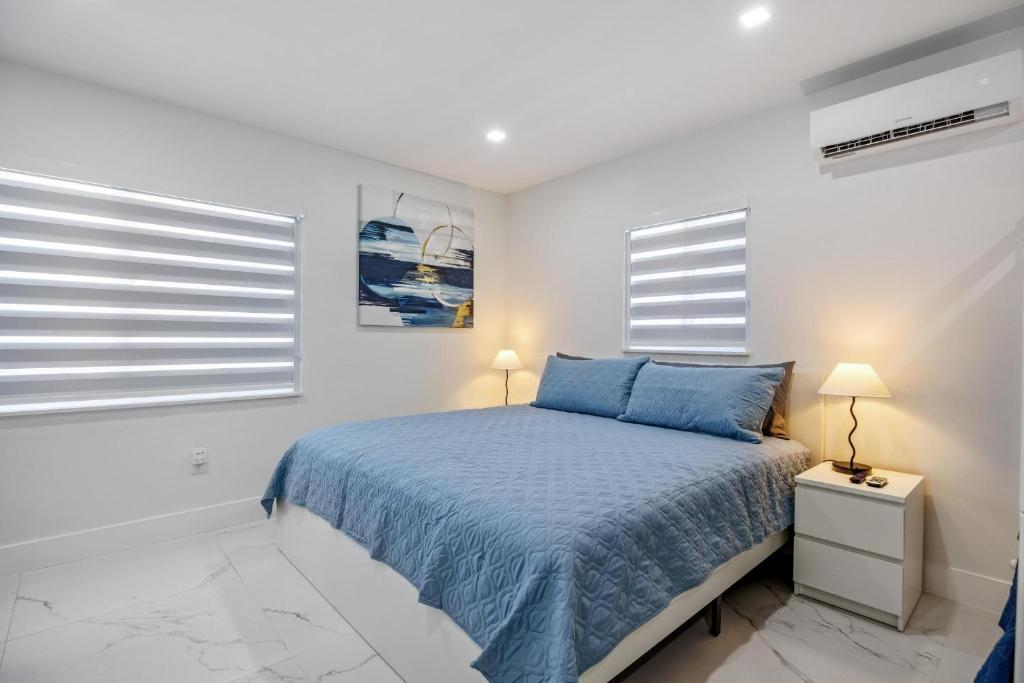 Cozy Apartment with a luxury King Bed image