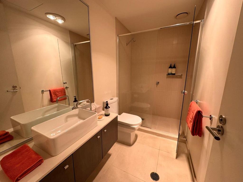 Ideal Quiet 1BR Prahran Apt Near Cafes Transport photo 3