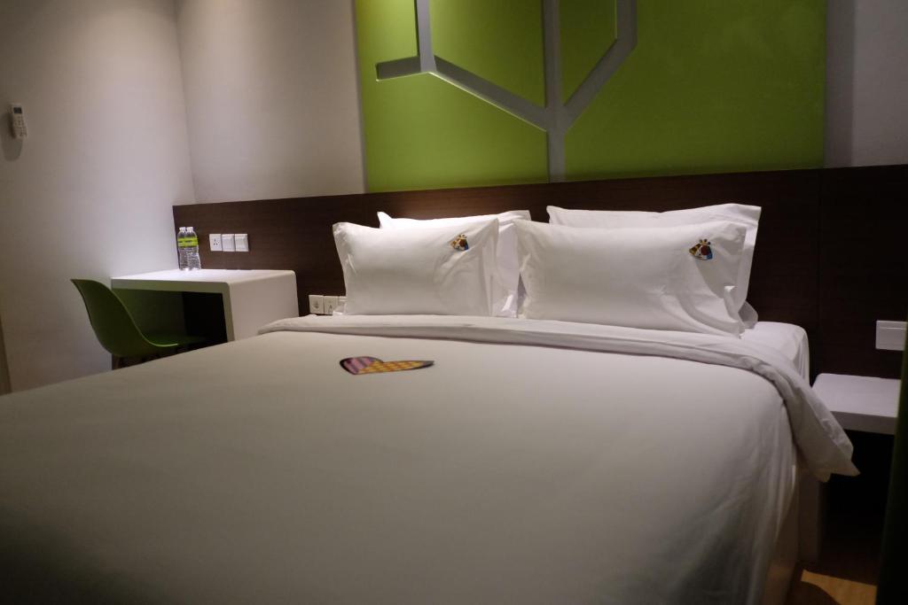 Двухместный (Happiness Double Room), MaxOneHotels.com at Pemuda