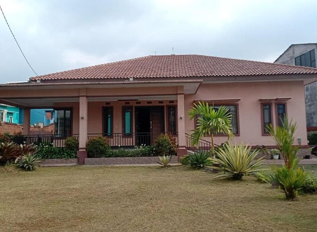 f one village photo 3