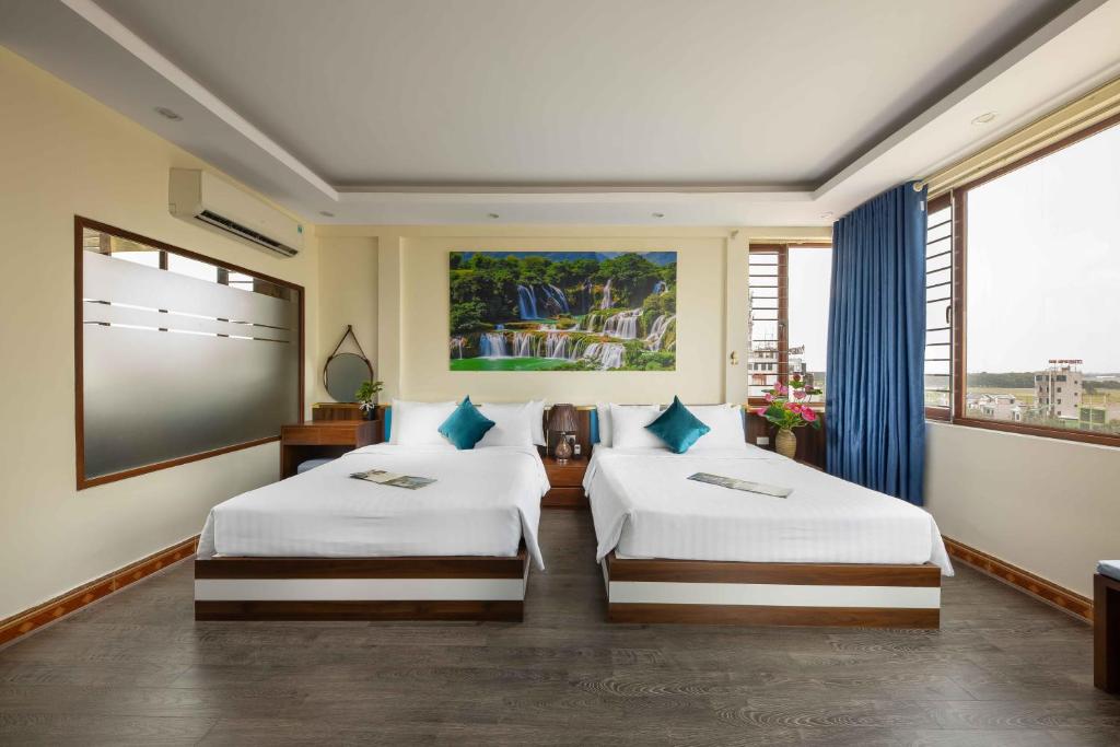 Viet Village Airport Hotel & Restaurants