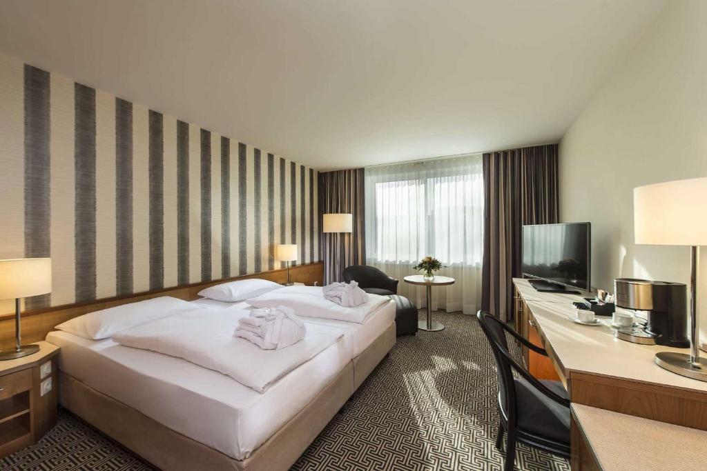 Двухместный (Улучшенный двухместный номер с 1 кроватью), Maritim Hotel Stuttgart