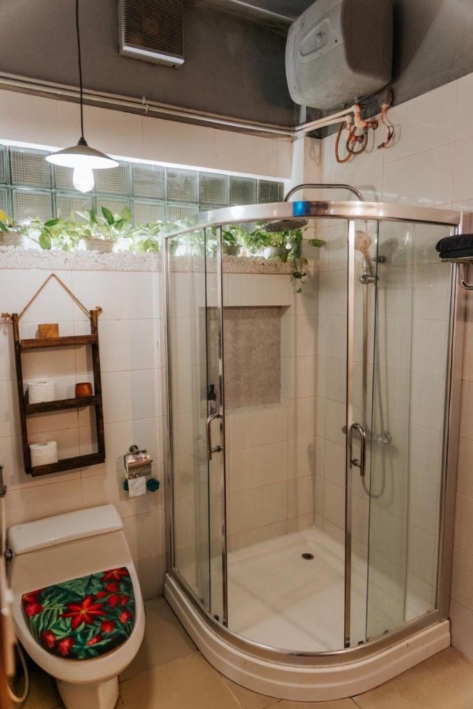 AnHouse - GREEN RUSTIC APARTMENT, NETFLIX, BRIGHT BALCONY