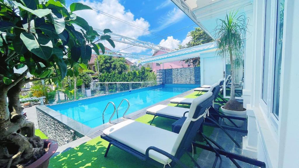 OYO 842 Villa Camellia