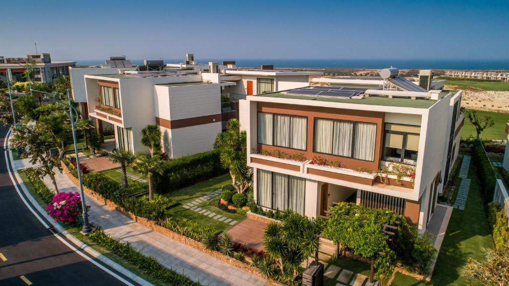 PREMIUM POOL VILLA BY VSIGNATURE (WYNDHAM GARDEN RESORT)