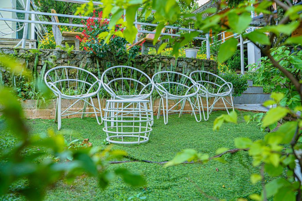 Homestay Wooden House - Nhà Gỗ Mộc Châu