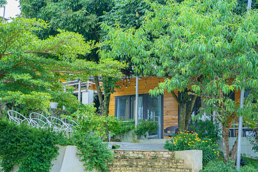 Homestay Wooden House - Nhà Gỗ Mộc Châu