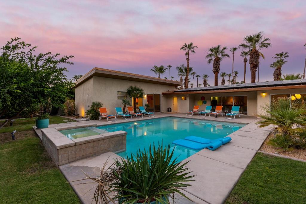 Mid Modern Marvel by ACME House Company image