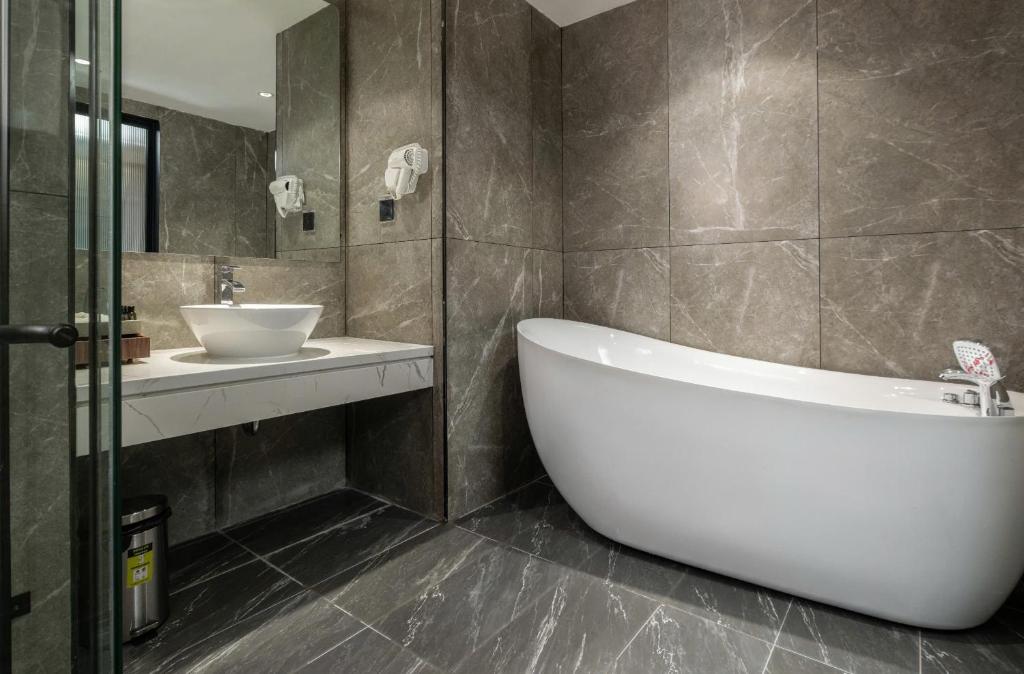 Hanoi International Hotel