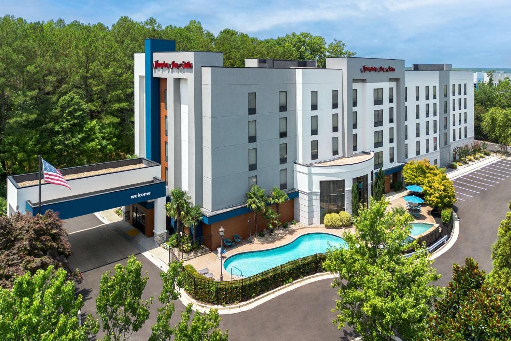 Hampton Inn & Suites ATL-Six Flags image