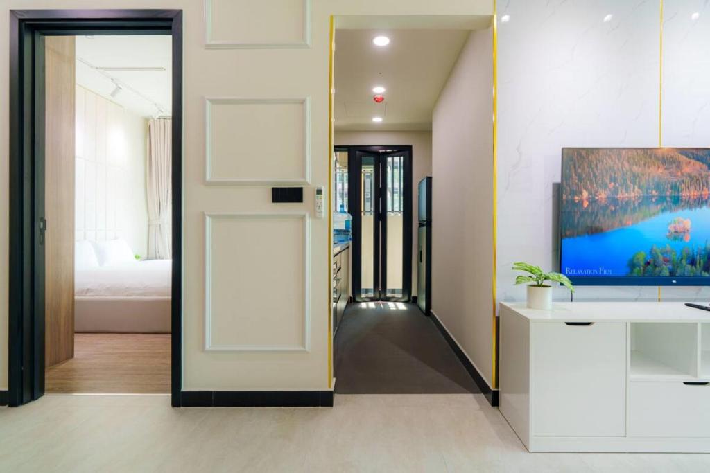 Imperial De La SoL District 4