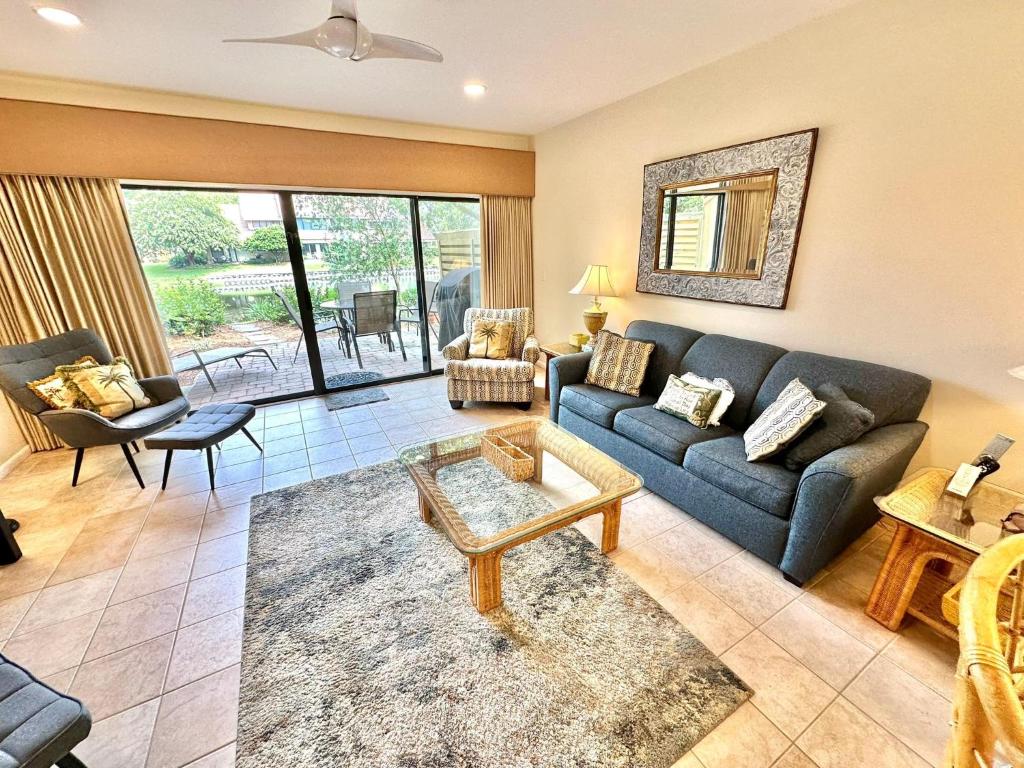 5080 Beachwalk image