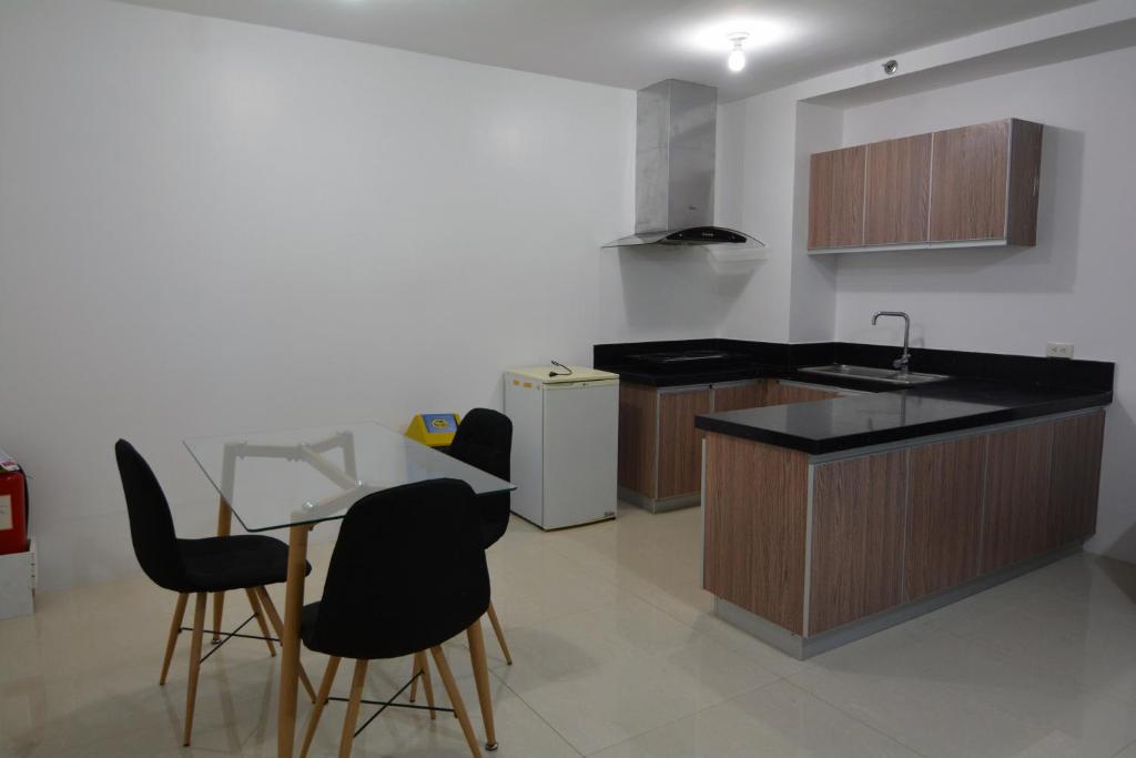 BALAI Condominiums Room Type - Deluxe Queen Studio 