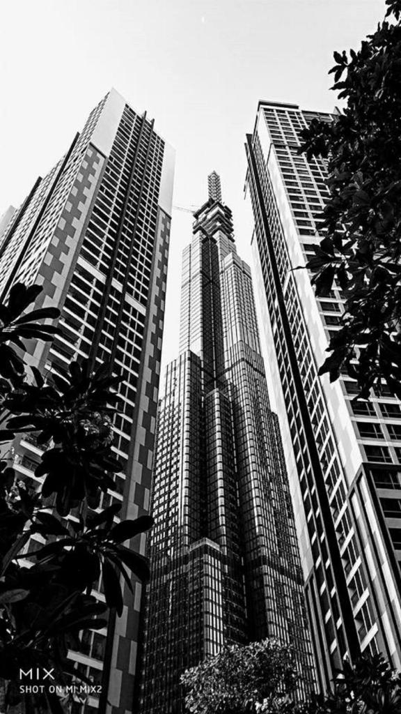 Landmark 81 & Vinhomes Urban