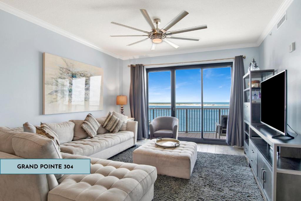 Grand Pointe 304 image
