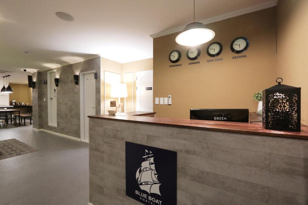 Blueboat Hostel Gyeongju photo 3