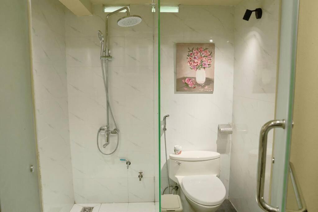 K homestay near Truc Bach lake Old Quarter