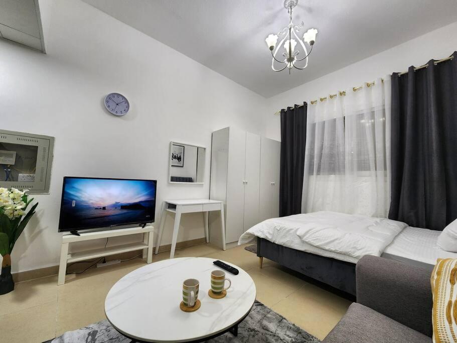 furnished studio for rent Ajman photo 4