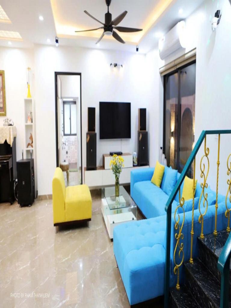 Homestay 8 phòng ngủ Bể bơi riêng- Hà Nội