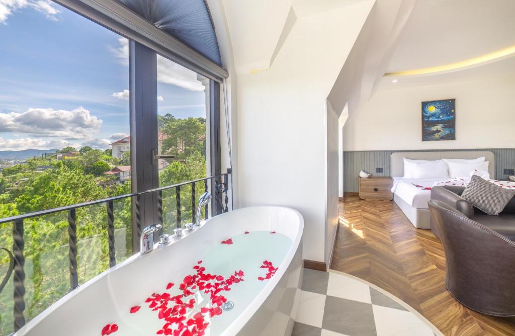 TP Pineview Dalat Hotel