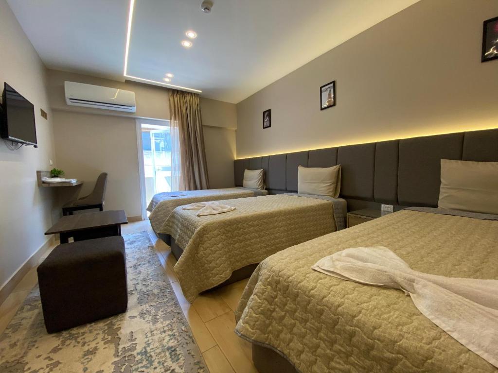 Holy Sheet Plus, Boutique Hotel - Tap to explore photos