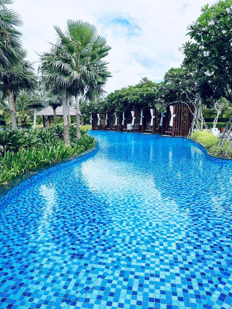 Phoenix Pool Villa & Resort Cam Ranh
