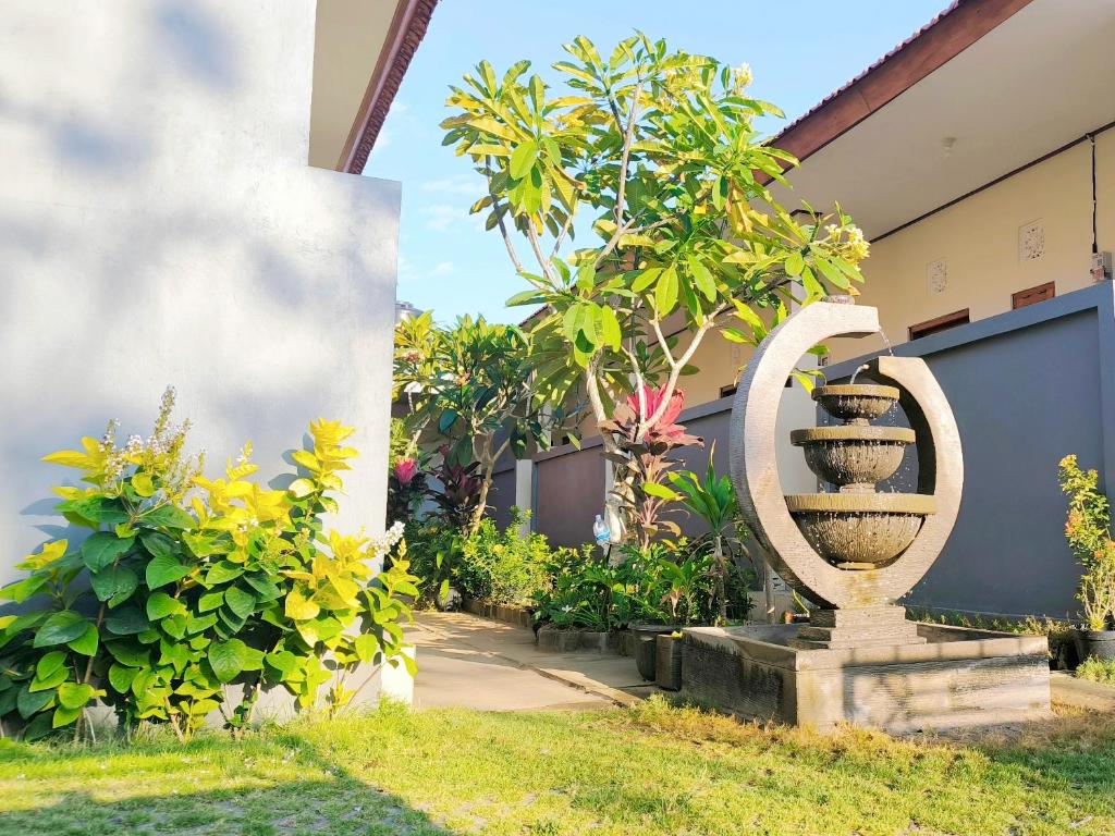 Guest House 88 Pandawa - Tap to explore photos