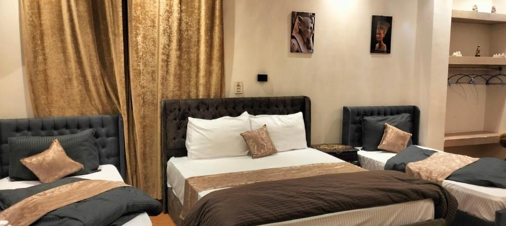 ZEINA PYRAMIDS INN - Tap to explore photos