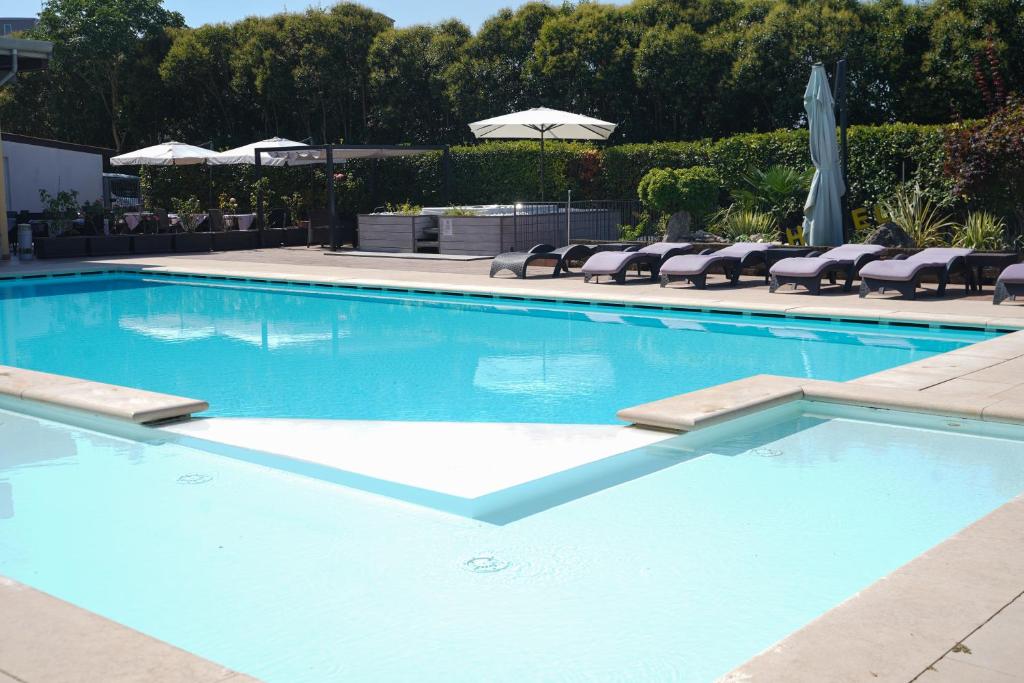 Hotel La Rocca - Tap to explore photos